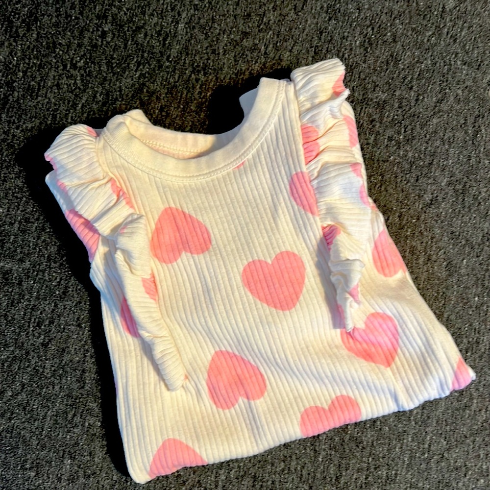 Cat & Jack Girl White w/ Pink Hearts Long Sleeve Romper